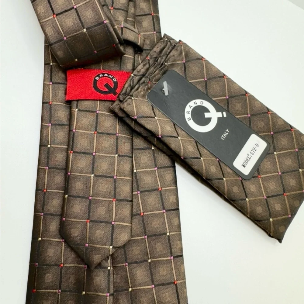 NWT Brand Q Black Brown Men Neck tie & Pocket Square Hankie Set Italy